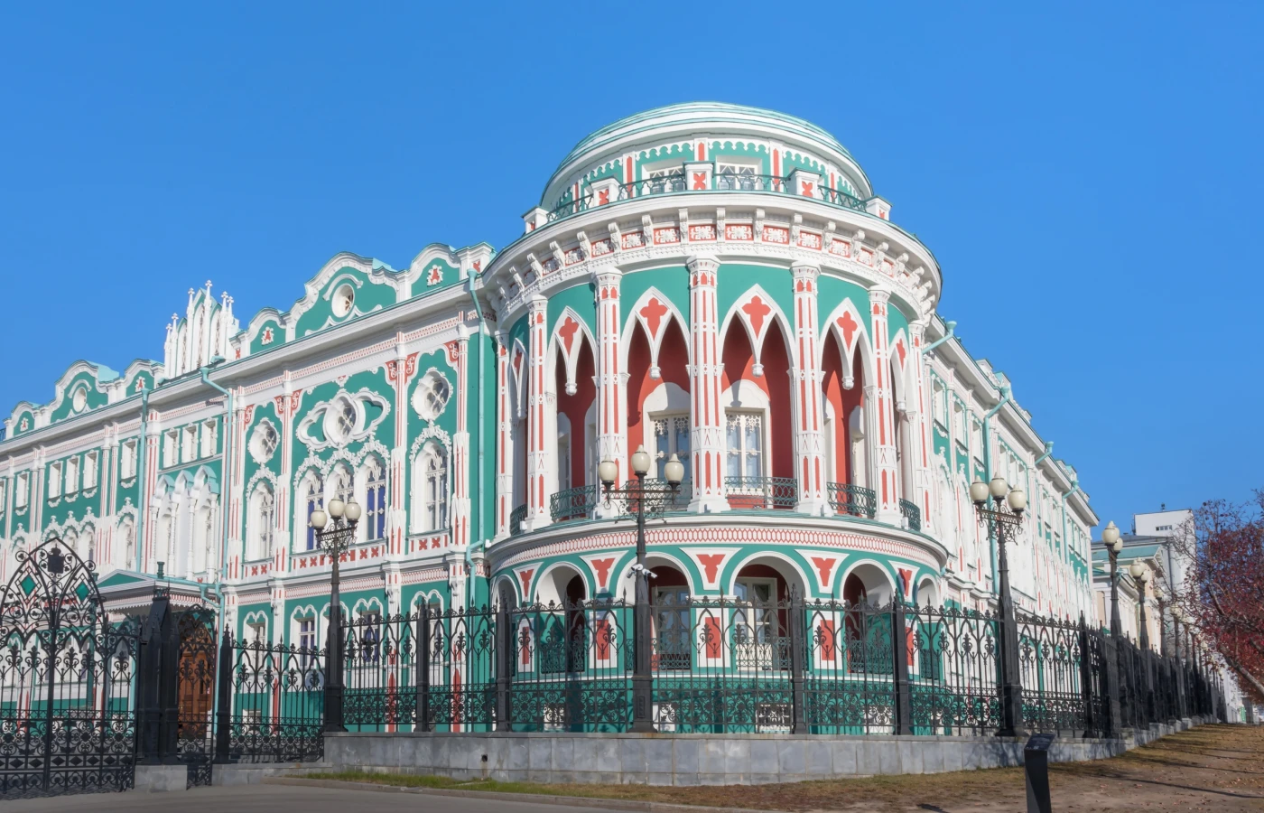 Отели Екатеринбурга из Тюмени